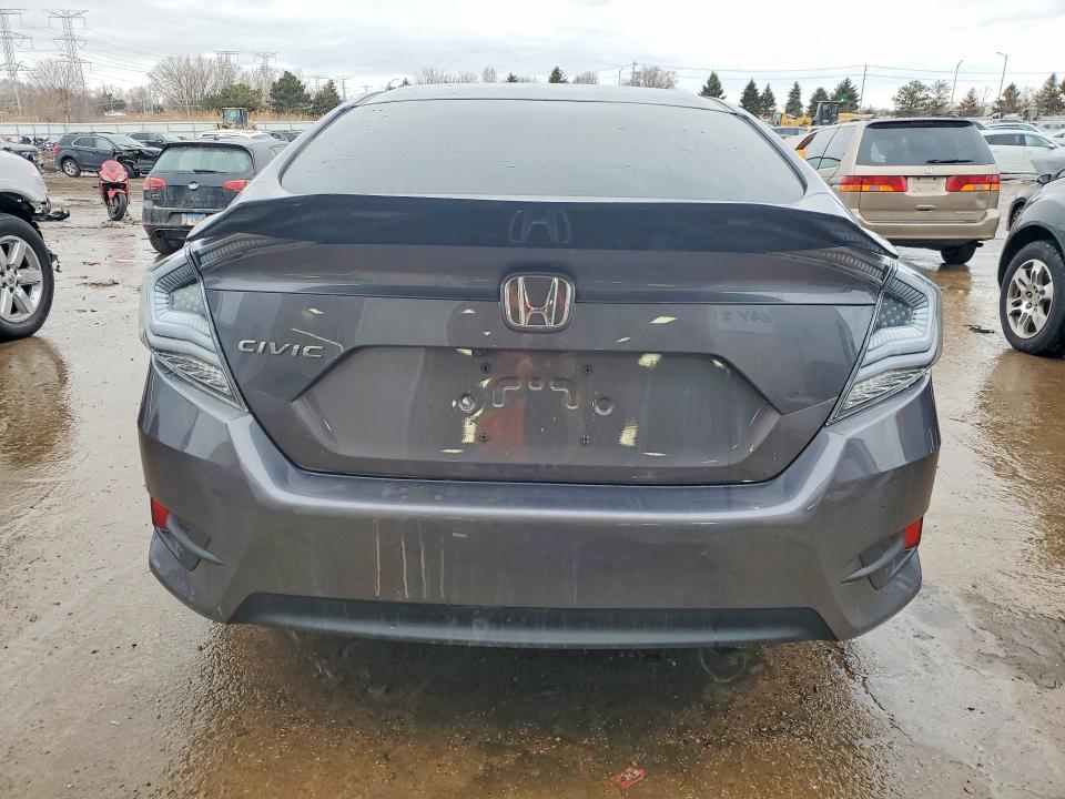 Photo 6 from auction – 2016 HONDA CIVIC with VIN 19XFC2F73GE018883