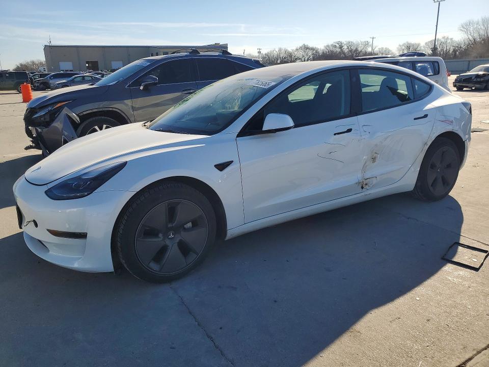 TESLA MODEL 3 2023 with VIN 5YJ3E1EA5PF585062 - Photo from auction