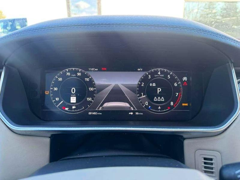 Zdjęcie 8 z aukcji – 2019 LAND ROVER RANGE ROVE z VIN SALGS2SV1KA520033