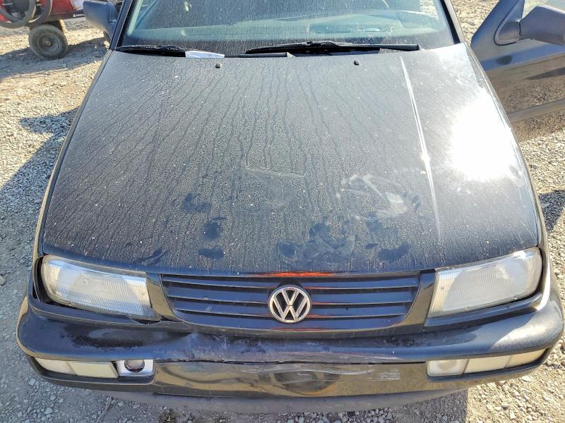 Photo 11 from auction – 1997 VOLKSWAGEN JETTA with VIN 3VWVB81H0VM133099