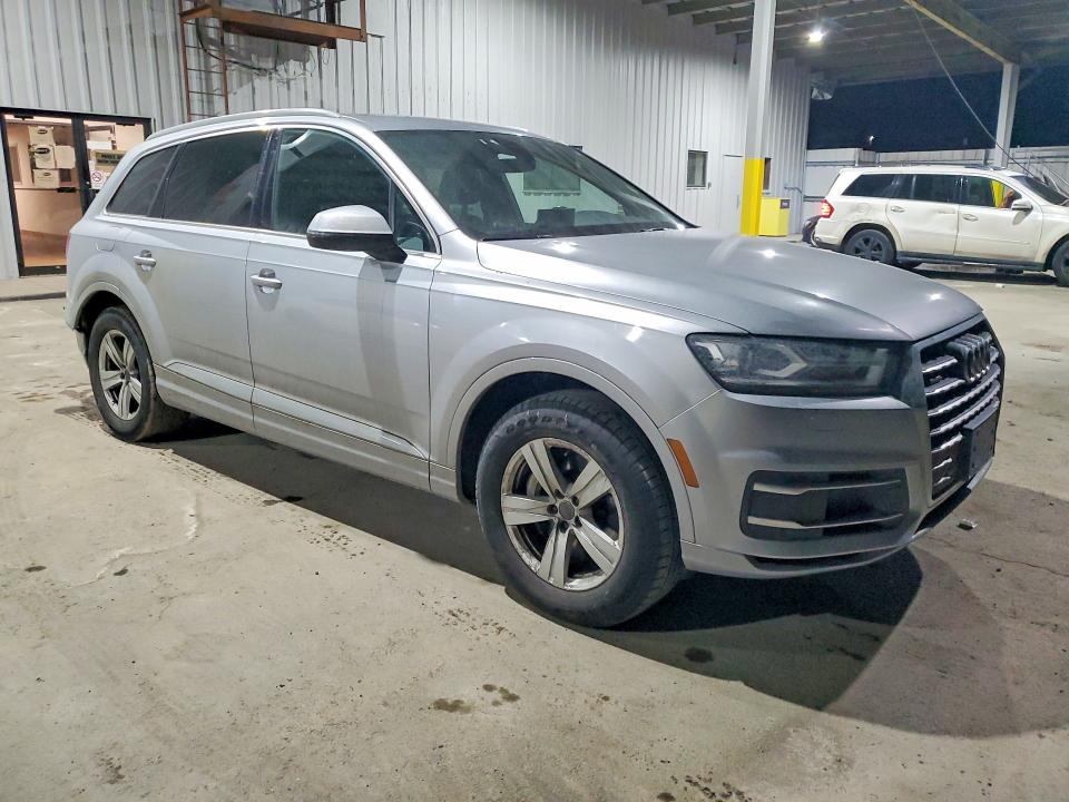 Photo 4 from auction – 2017 AUDI Q7 PREMIUM with VIN WA1LHAF73HD050423