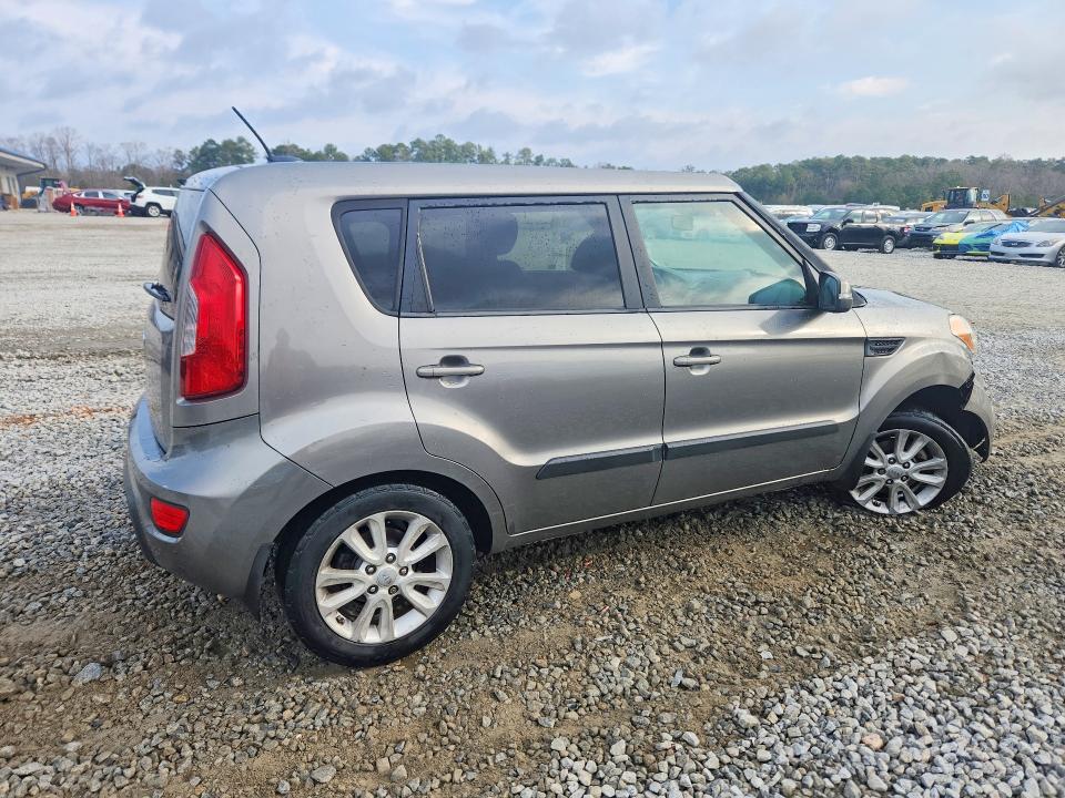 Photo 3 from auction – 2012 KIA SOUL with VIN KNDJT2A6XC7378977