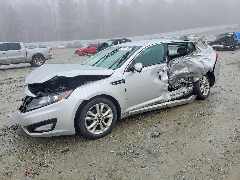 KIA OPTIMA 2011 with VIN KNAGN4A70B5048992 - Photo from auction
