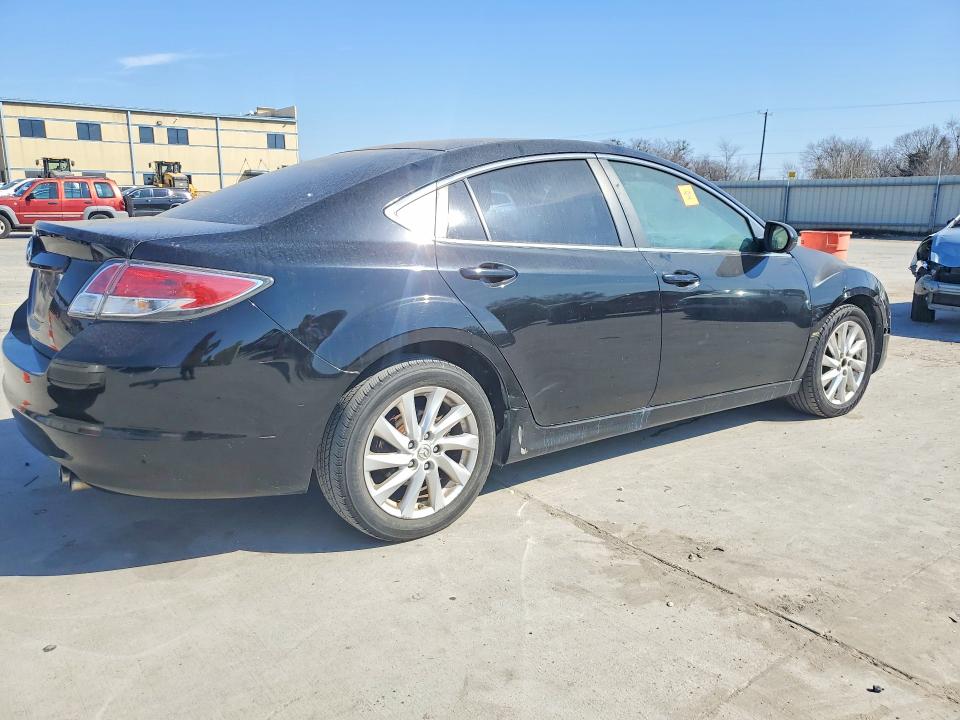 Photo 3 from auction – 2012 MAZDA 6 I with VIN 1YVHZ8DH3C5M32770