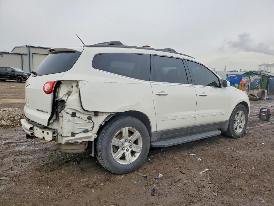 Photo 3 from auction – 2012 CHEVROLET TRAVERSE with VIN 1GNKRGED4CJ287903