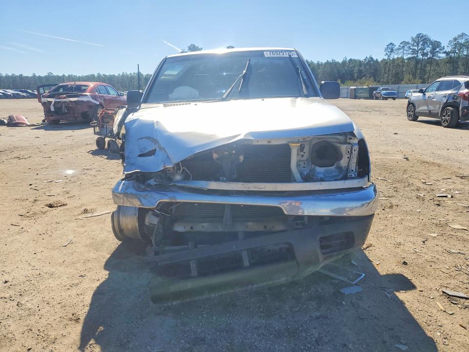 Photo 5 from auction – 2000 NISSAN FRONTIER with VIN 1N6DD21S8YC428942