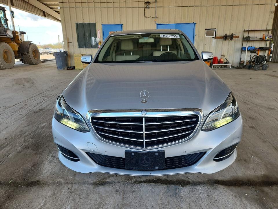 Photo 5 from auction – 2016 MERCEDES-BENZ E with VIN WDDHF5KB7GB282218