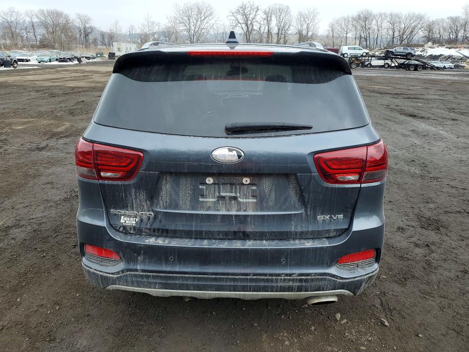 Photo 6 from auction – 2019 KIA SORENTO EX with VIN 5XYPHDA59KG607777