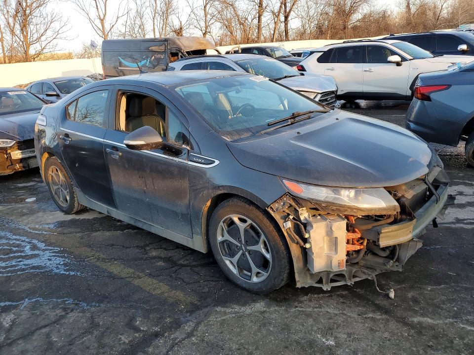 Фото 4 с аукциона – 2013 CHEVROLET VOLT с VIN 1G1RH6E4XDU145441