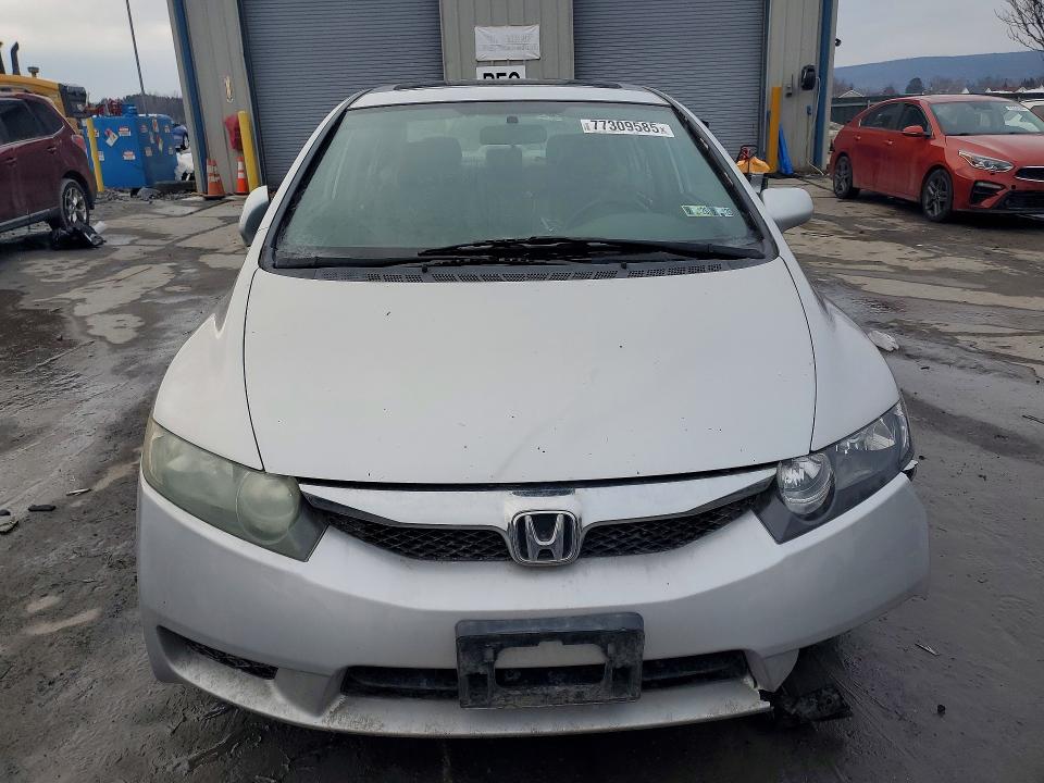 Photo 5 from auction – 2010 HONDA CIVIC with VIN 19XFA1F93AE032324