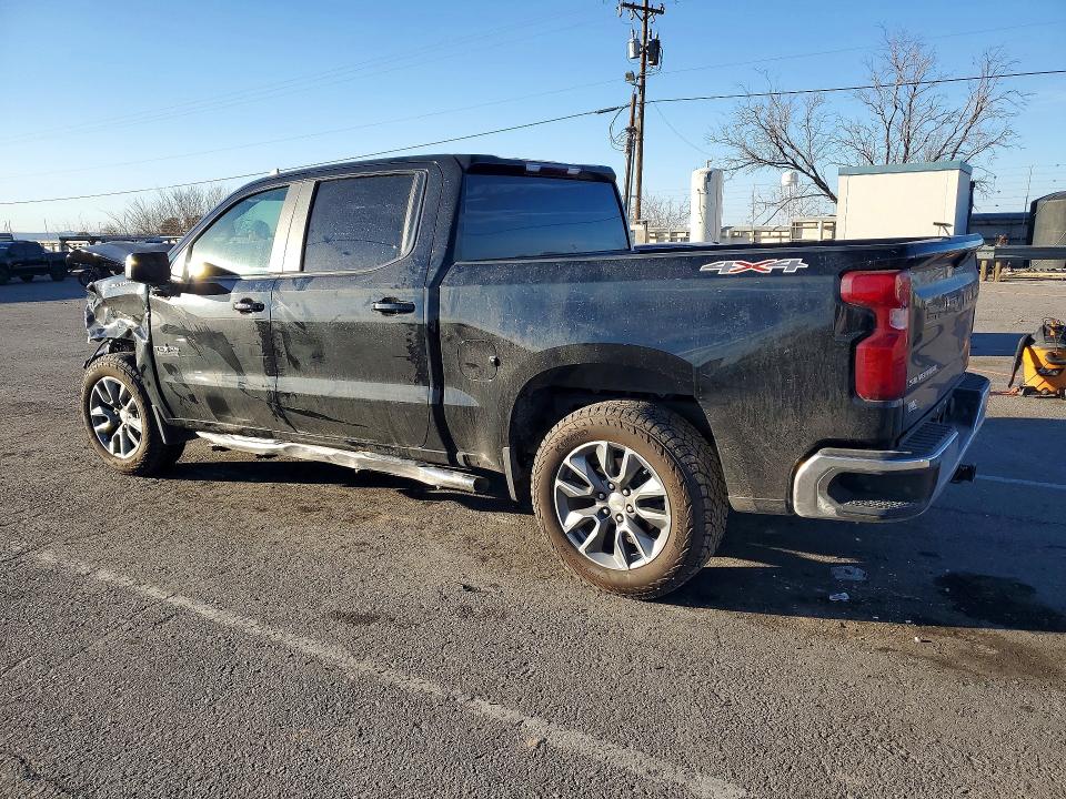 Photo 2 from auction – 2021 CHEVROLET SILVERADO with VIN 1GCUYDED1MZ357962