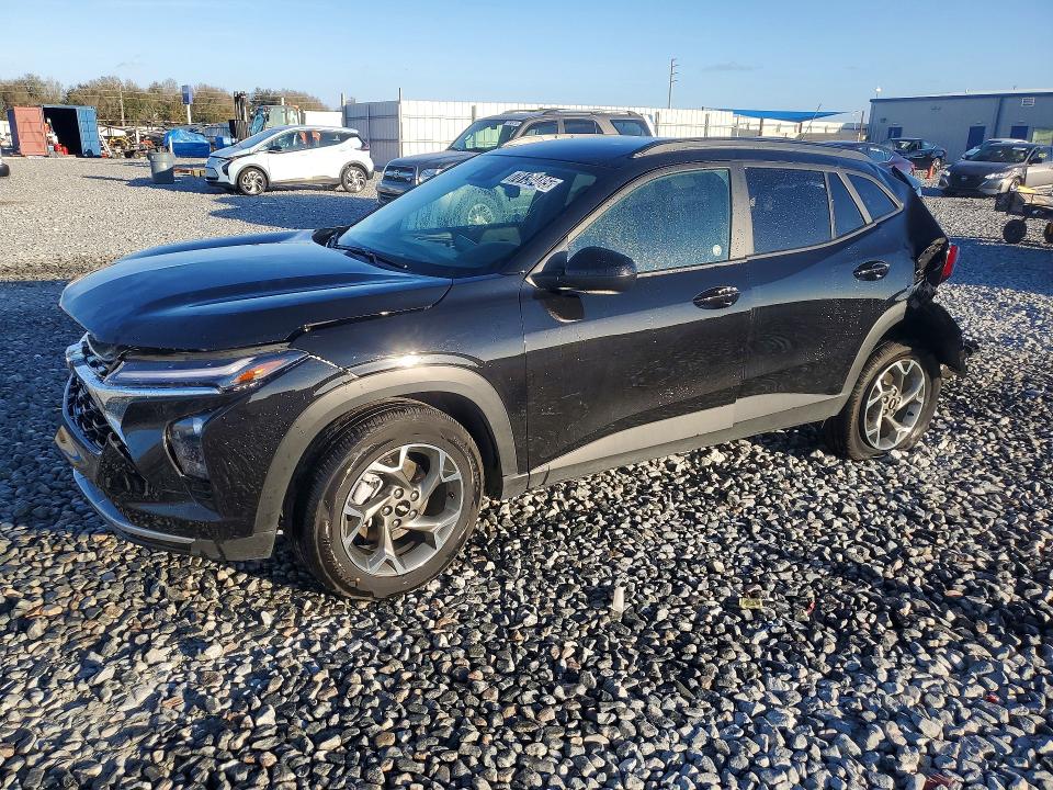 CHEVROLET TRAX 2025 with VIN KL77LHEP2SC239784 - Photo from auction