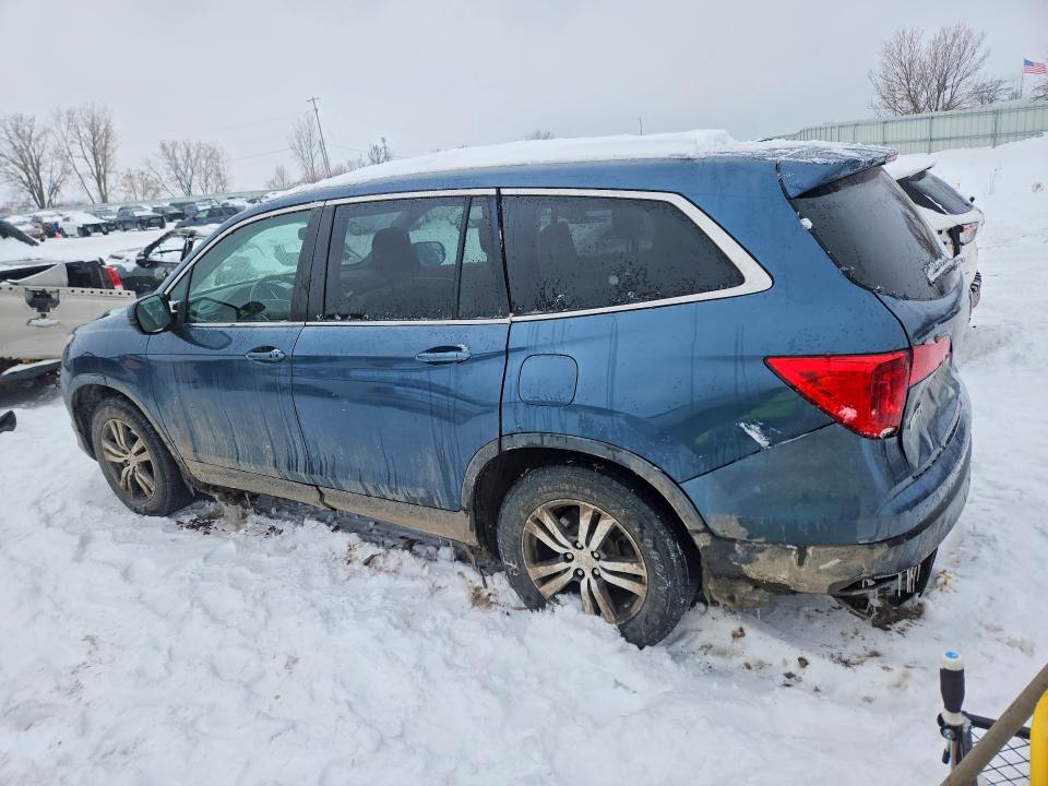 Photo 2 from auction – 2017 HONDA PILOT EXL with VIN 5FNYF6H52HB023135