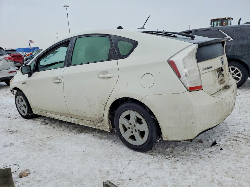 Photo 2 from auction – 2011 TOYOTA PRIUS with VIN JTDKN3DU2B0327947