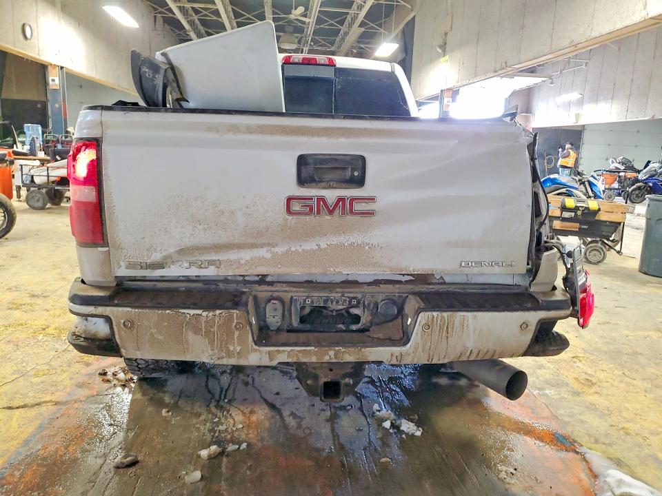 Photo 6 from auction – 2018 GMC SIERRA K25 with VIN 1GT12UEY2JF245501