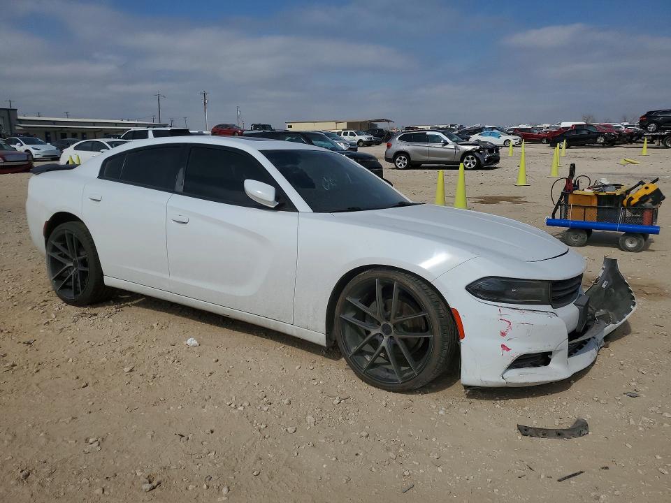 Photo 4 from auction – 2020 DODGE CHARGER with VIN 2C3CDXBG7LH139843