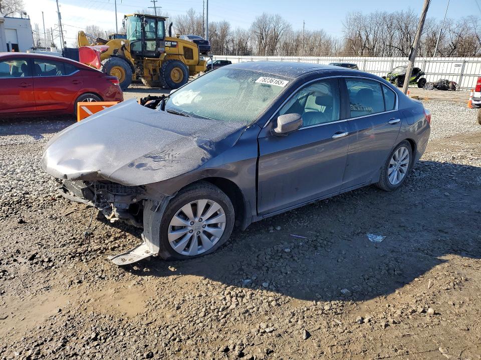 Photo 1 from auction – 2015 HONDA ACCORD with VIN 1HGCR2F81FA233577
