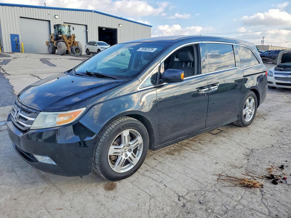 Photo 1 from auction – 2012 HONDA ODYSSEY TO with VIN 5FNRL5H91CB050958