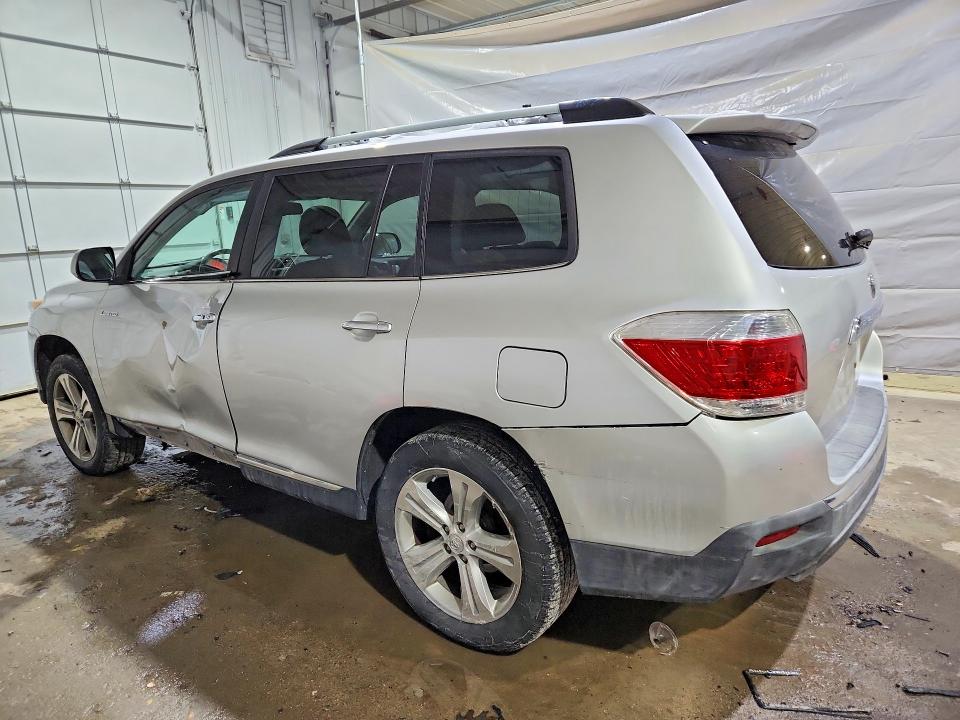 Photo 2 from auction – 2011 TOYOTA HIGHLANDER with VIN 5TDDK3EH7BS051460