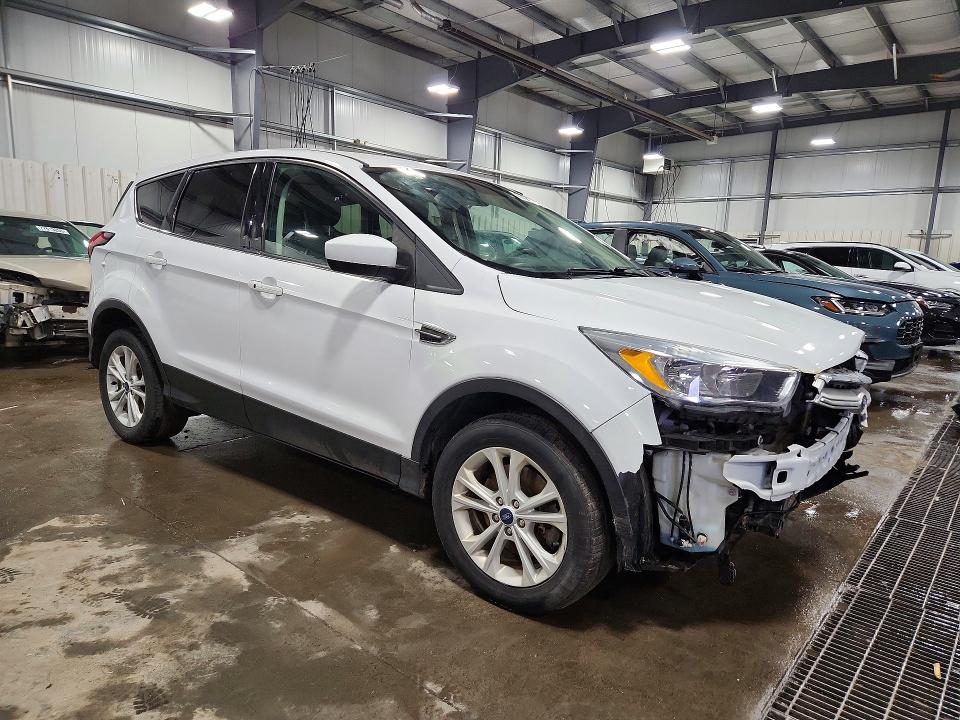 Photo 4 from auction – 2019 FORD ESCAPE with VIN 1FMCU9GD1KUA21686