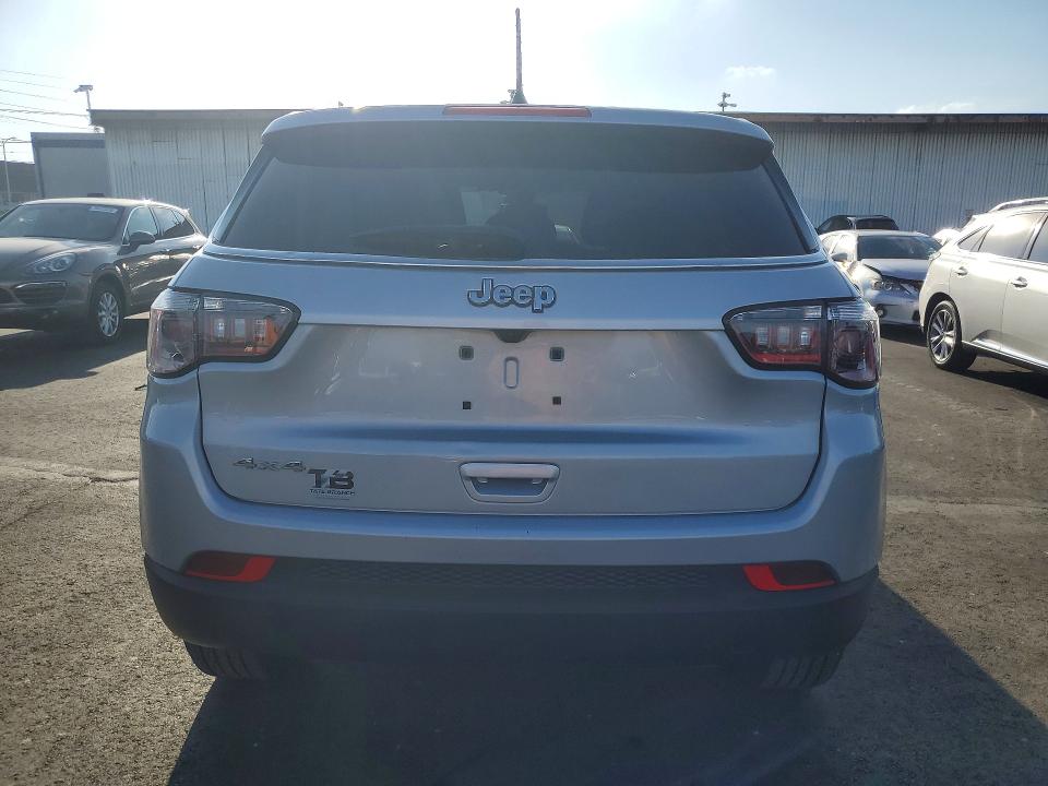 Photo 6 from auction – 2025 JEEP COMPASS SP with VIN 3C4NJDAN6ST541452