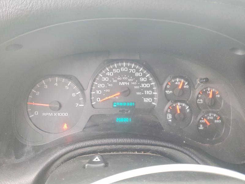 Photo 9 from auction – 2005 CHEVROLET TRAILBLAZER with VIN 1GNDT13S552181515