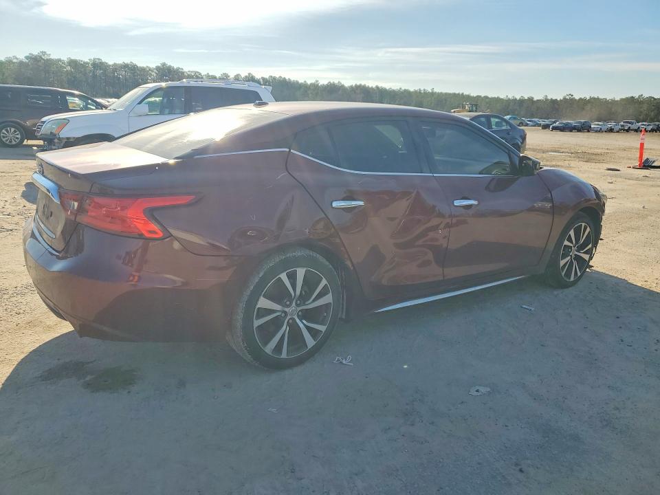 Photo 3 from auction – 2017 NISSAN MAXIMA with VIN 1N4AA6AP9HC382951