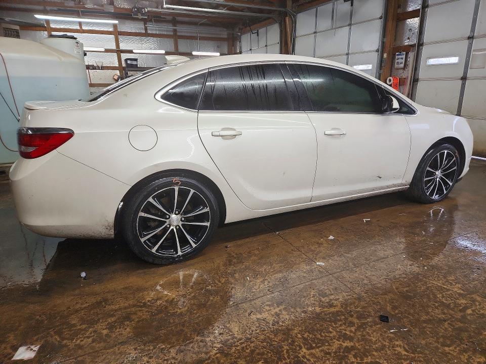 Photo 3 from auction – 2016 BUICK VERANO with VIN 1G4PW5SK5G4124398
