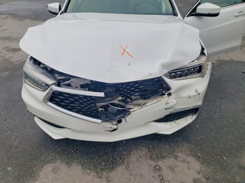 Photo 11 from auction – 2020 ACURA TLX with VIN 19UUB1F33LA007057