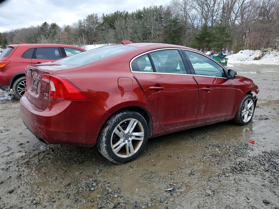 Photo 3 from auction – 2015 VOLVO S60 PREMIE with VIN YV1612TK2F1348878