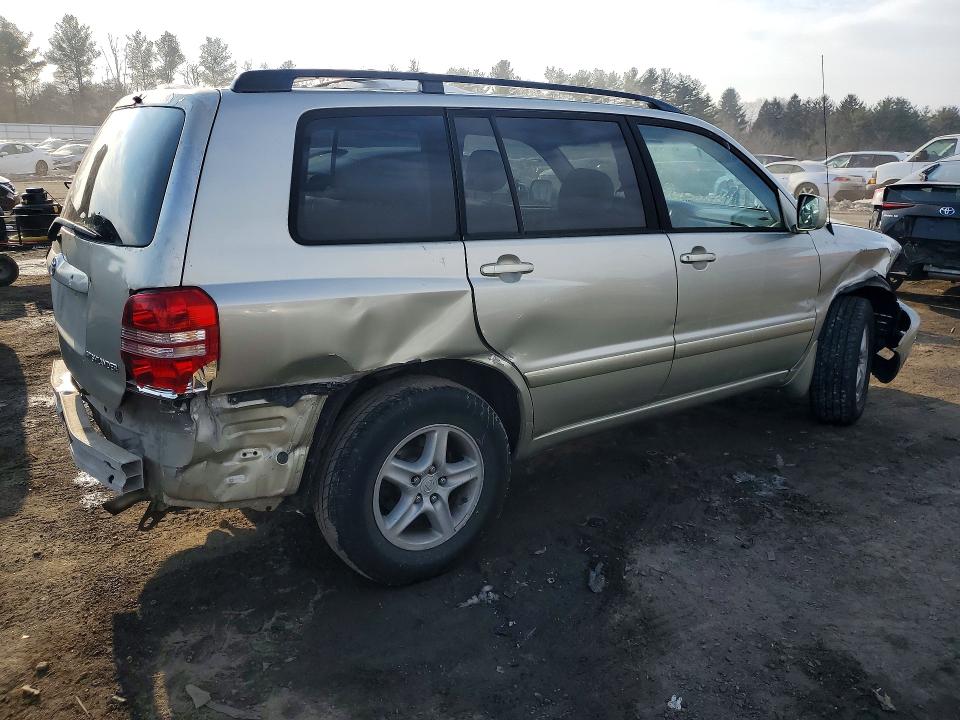 Photo 3 from auction – 2003 TOYOTA HIGHLANDER with VIN JTEGD21A330050204