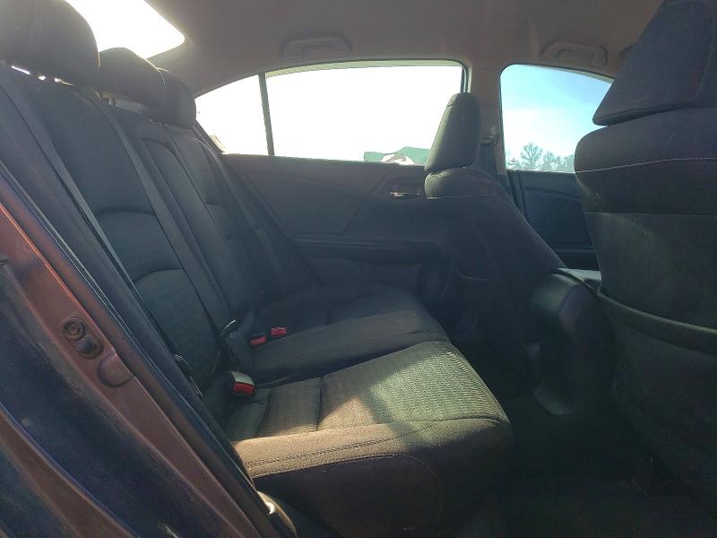 Photo 10 from auction – 2015 HONDA ACCORD with VIN 1HGCR2F51FA087204