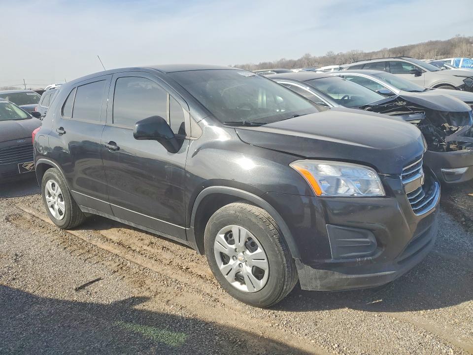 Photo 4 from auction – 2016 CHEVROLET TRAX with VIN KL7CJKSB9GB627991