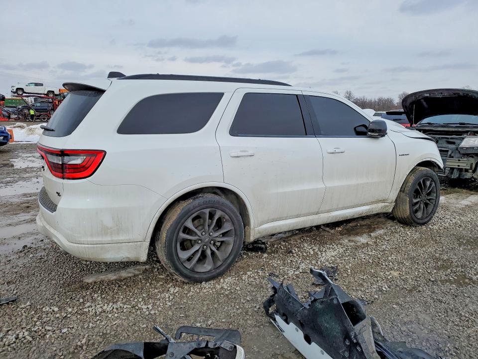 Photo 3 from auction – 2023 DODGE DURANGO with VIN 1C4SDHCT1PC687290
