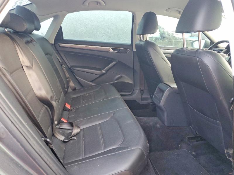 Photo 10 from auction – 2018 VOLKSWAGEN PASSAT with VIN 1VWAA7A37JC014249