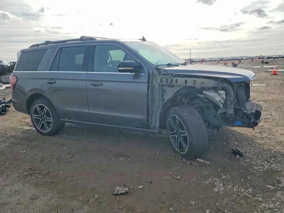 Photo 4 from auction – 2021 FORD EXPEDITION with VIN 1FMJU1KT2MEA33138