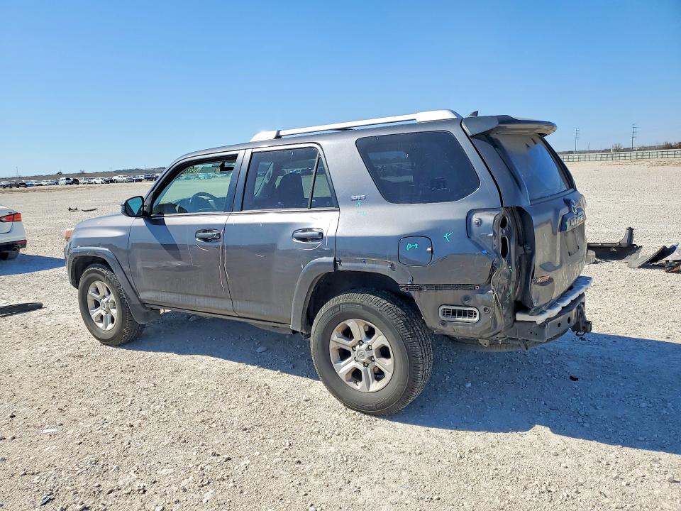 Foto 2 de la subasta – 2014 TOYOTA 4RUNNER SR con VIN JTEZU5JR1E5073194