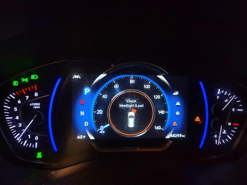 Photo 9 from auction – 2019 HYUNDAI SANTA FE with VIN 5NMS3CAD6KH079213