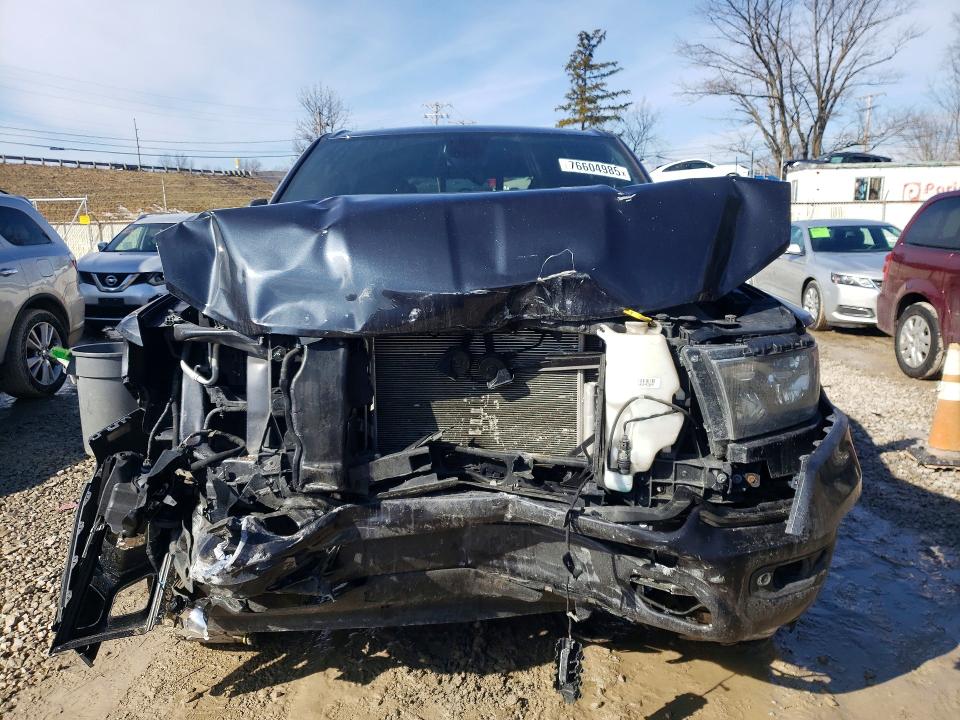 Photo 5 from auction – 2019 RAM 1500 BIG H with VIN 1C6SRFFT8KN885967