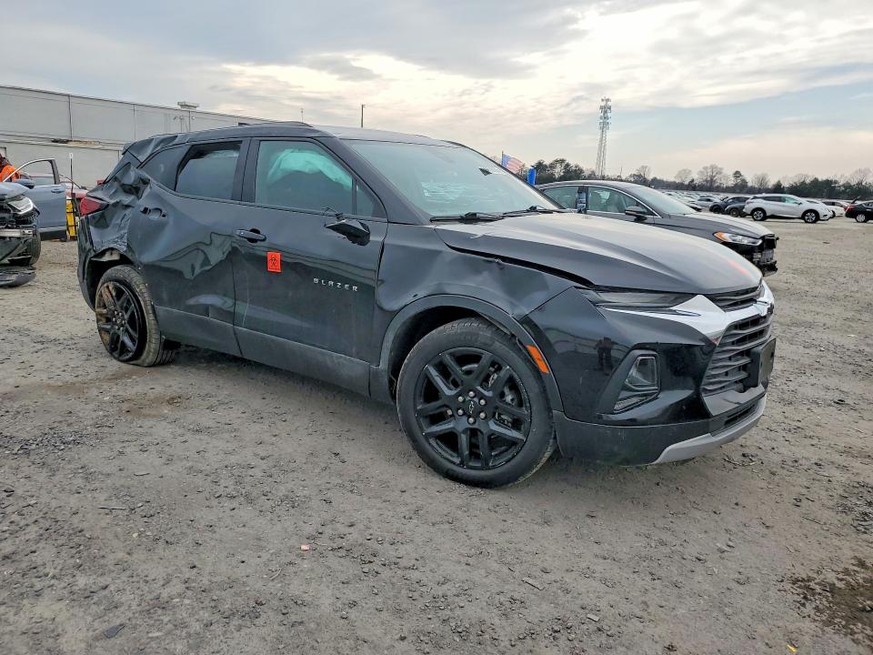 Photo 4 from auction – 2022 CHEVROLET BLAZER with VIN 3GNKBHR46NS120058