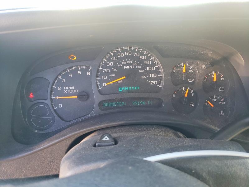 Photo 9 from auction – 2004 CHEVROLET SILVERADO with VIN 2GCEC19T041420710