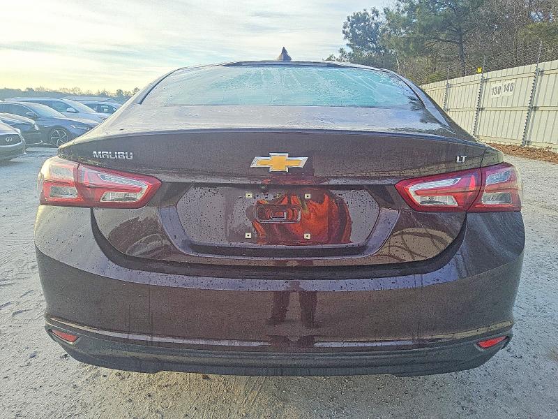 Photo 6 from auction – 2021 CHEVROLET MALIBU LT with VIN 1G1ZD5ST0MF073963