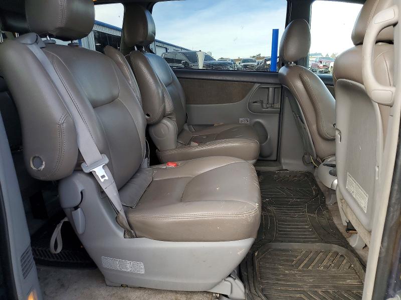 Photo 11 from auction – 2010 TOYOTA SIENNA with VIN 5TDJK4CC4AS029186
