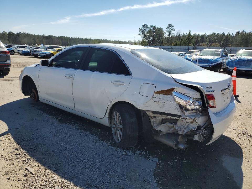 Photo 2 from auction – 2011 TOYOTA CAMRY with VIN 4T1BK3EK2BU616627