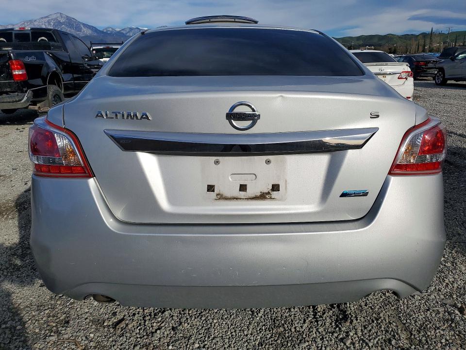 Photo 6 from auction – 2013 NISSAN ALTIMA with VIN 1N4AL3AP9DN496844