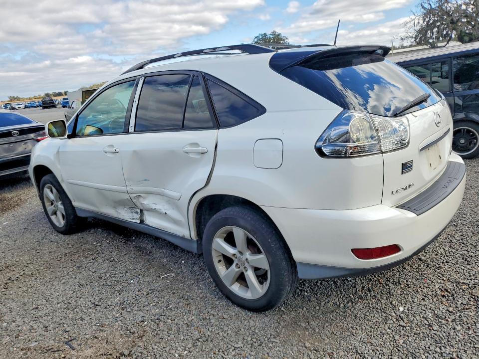 Photo 2 from auction – 2005 LEXUS RX 330 with VIN 2T2HA31U75C051653