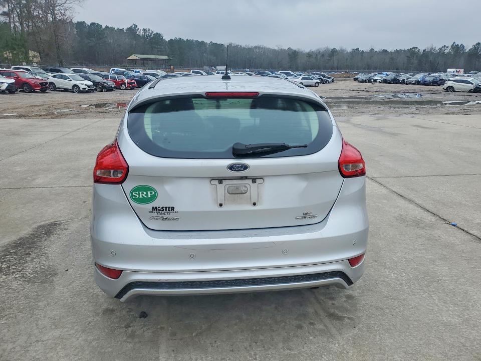 Photo 6 from auction – 2016 FORD FOCUS with VIN 1FADP3K28GL335244