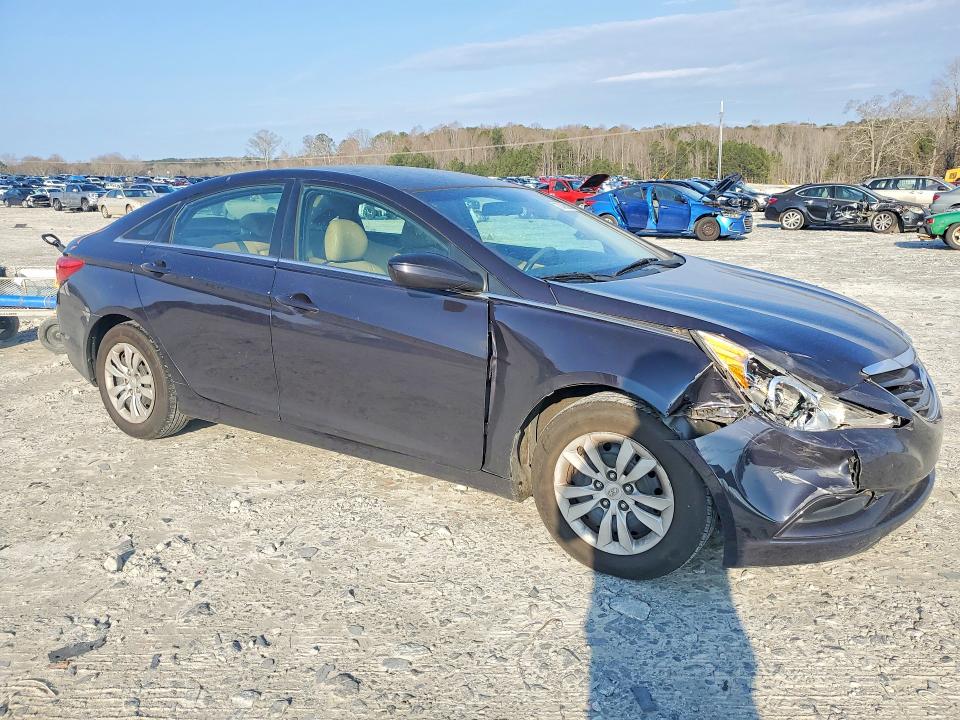 Photo 4 from auction – 2011 HYUNDAI SONATA with VIN 5NPEB4AC0BH112268