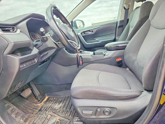 Photo 7 from auction – 2021 TOYOTA RAV4 with VIN 2T3W1RFV1MW105419