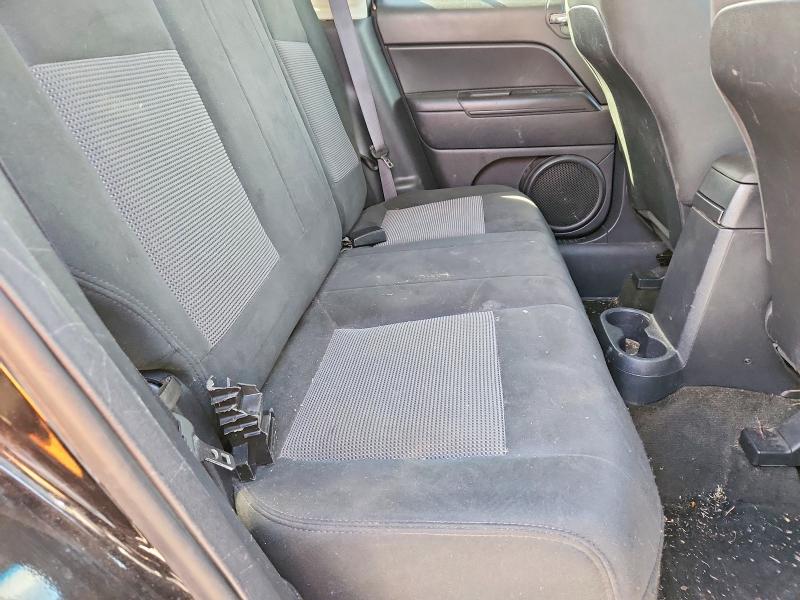 Photo 11 from auction – 2016 JEEP PATRIOT with VIN 1C4NJRFB6GD632570